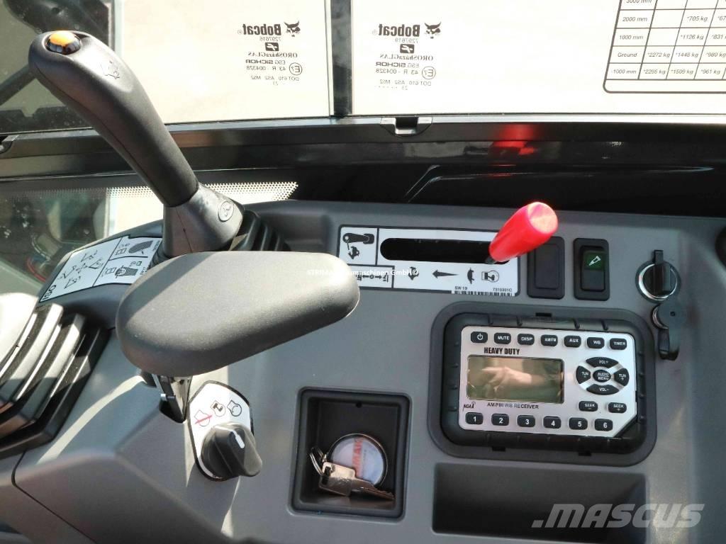 Bobcat E 35 z Miniescavadeiras