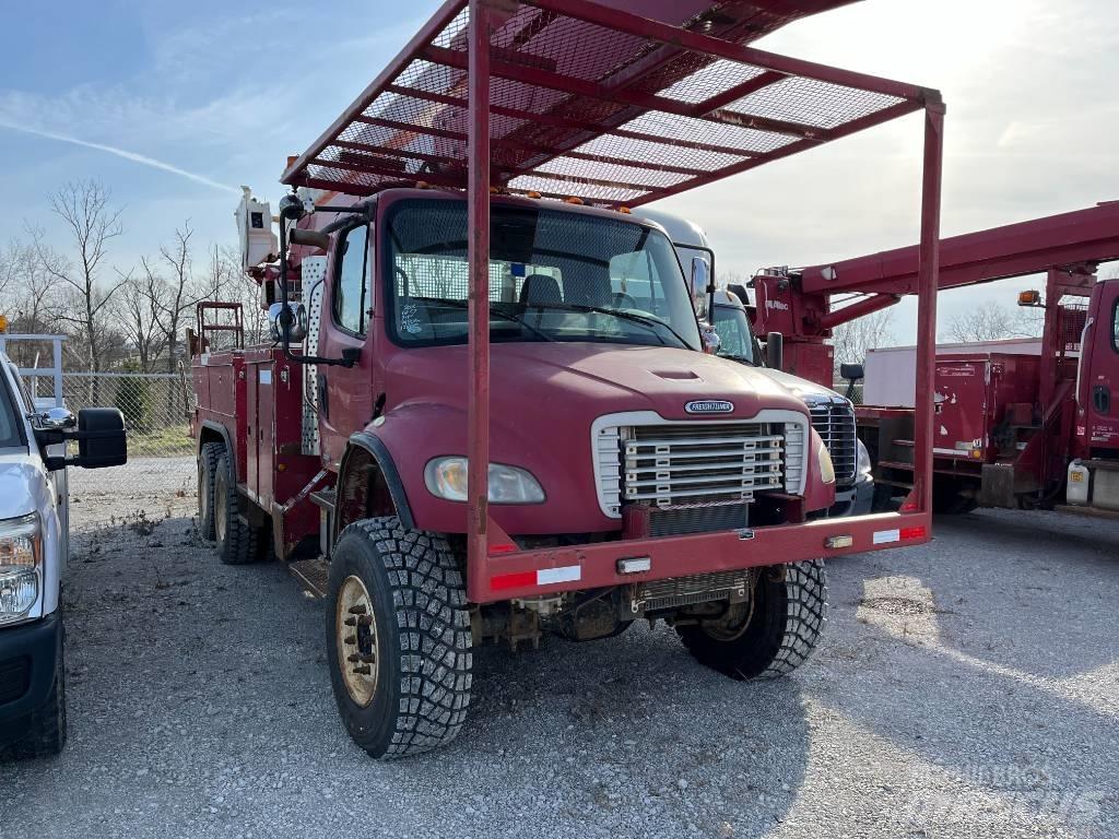 Freightliner M2-106 Plataformas aéreas montadas em camião