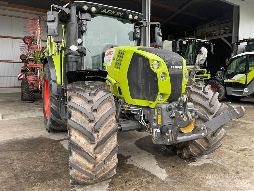 CLAAS Arion 660 Tratores Agrícolas usados