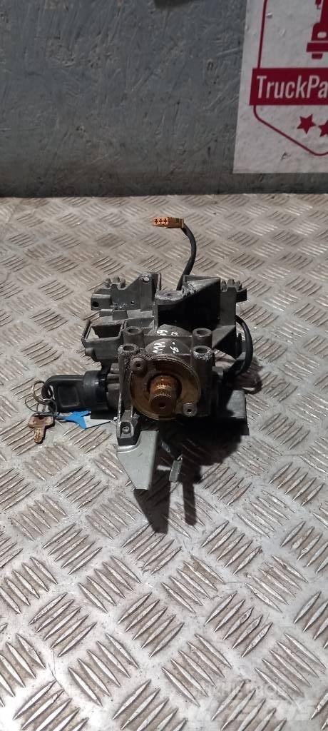 MAN TGX   7360051146 Cabines e interior
