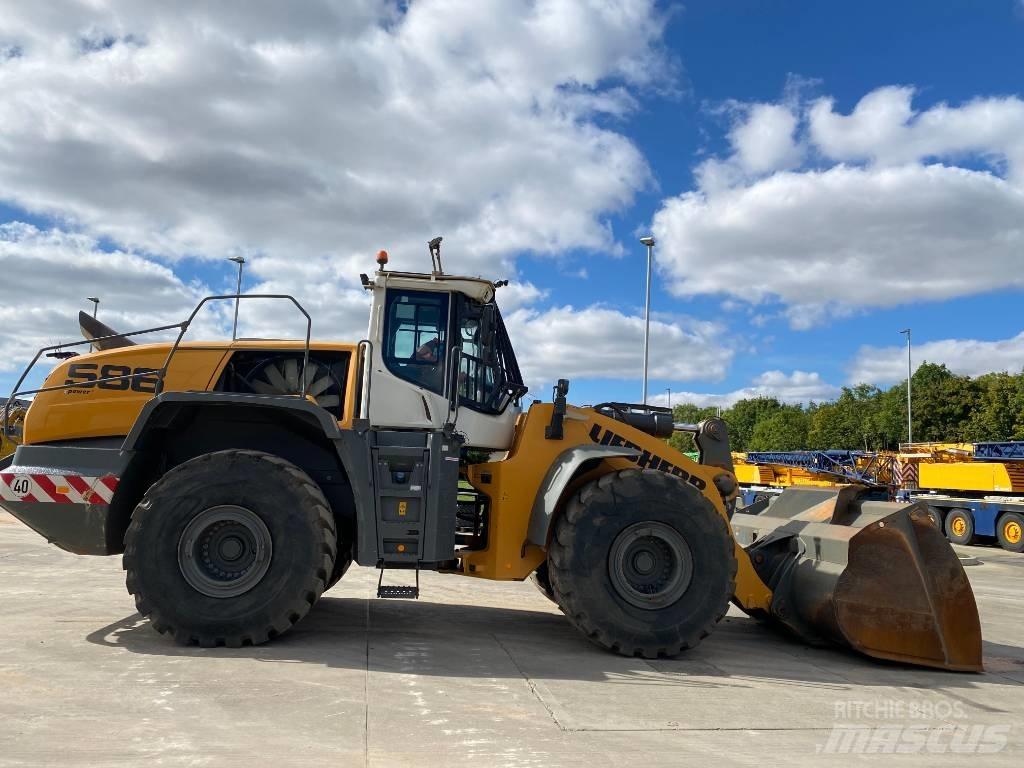 Liebherr L 586 Carregadeiras de rodas