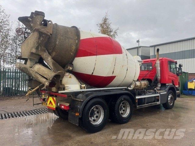 Scania P 320 Caminhões de betonagem
