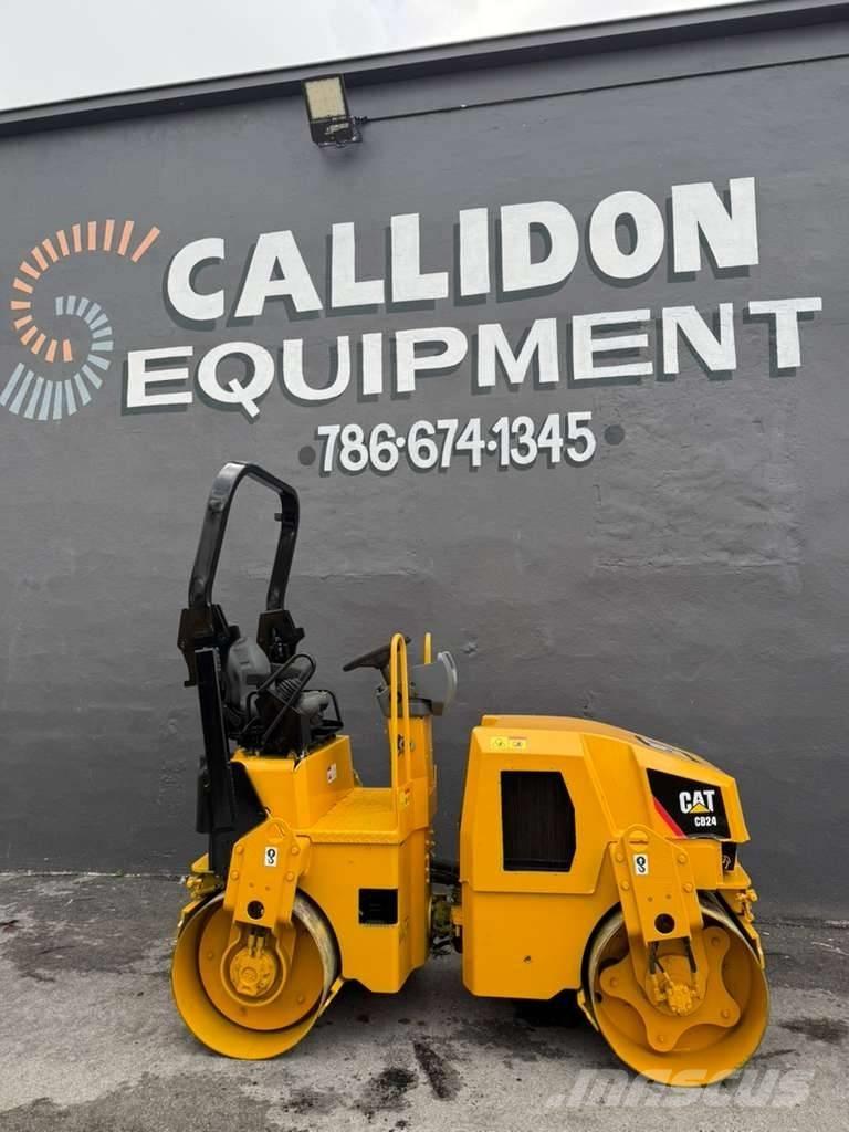 CAT CB 24 Cilindros Compactadores tandem