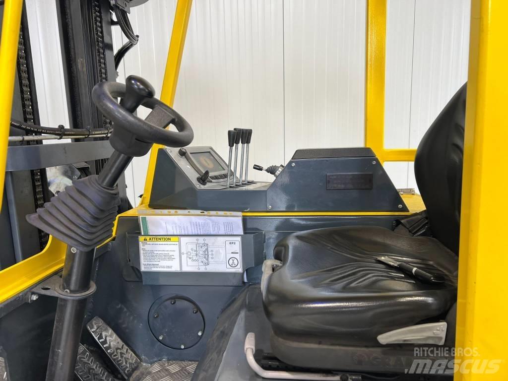 Combilift CBE3000 Empilhadores de 4 vias