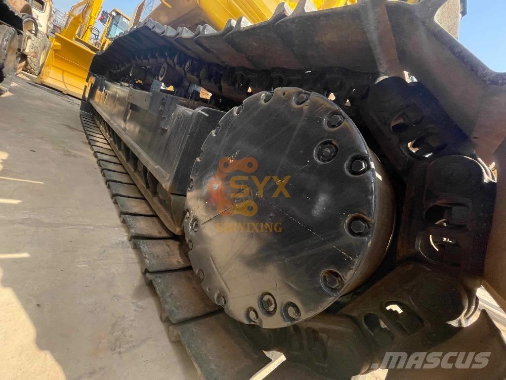 Komatsu PC 450 LC-8 Escavadeiras de esteiras