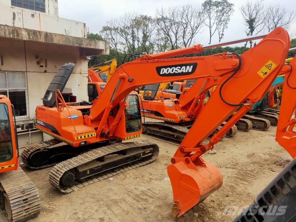 Doosan DH 225 LC-7 Escavadeiras de esteiras