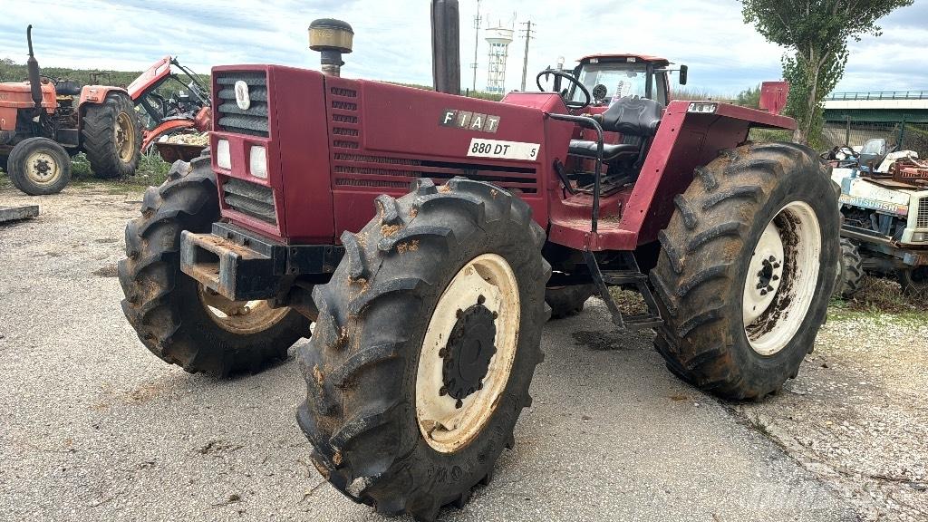Fiat 880 DT Tratores Agrícolas usados