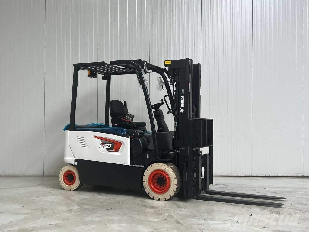 Bobcat B30X-7 PLUS Empilhadores eléctricos