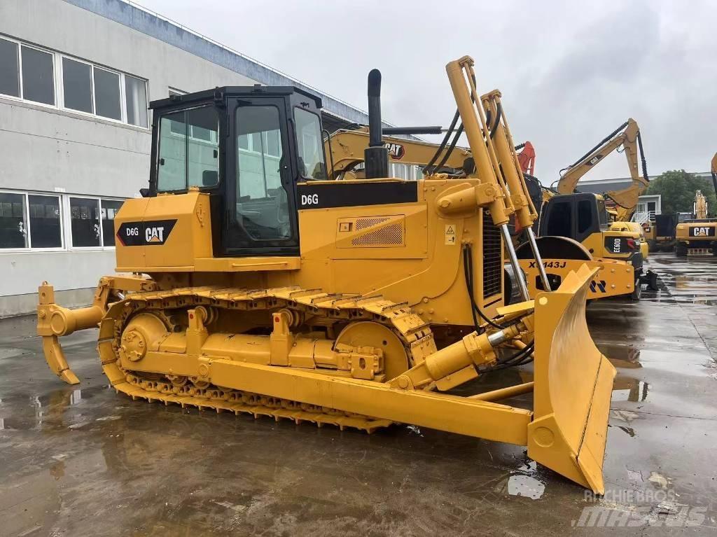 CAT D 6 G Dozers - Tratores rastos