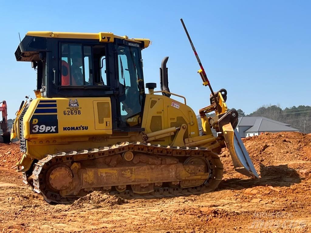 Komatsu D39px-24 Dozers - Tratores rastos