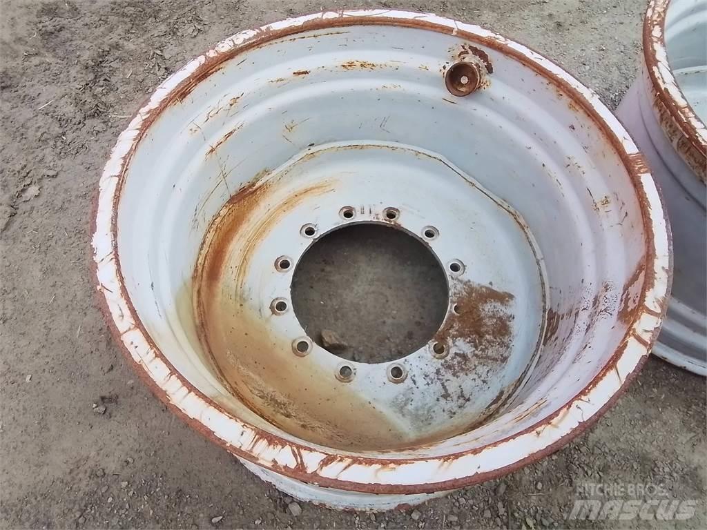 Valmet 911 20x34 Pneus