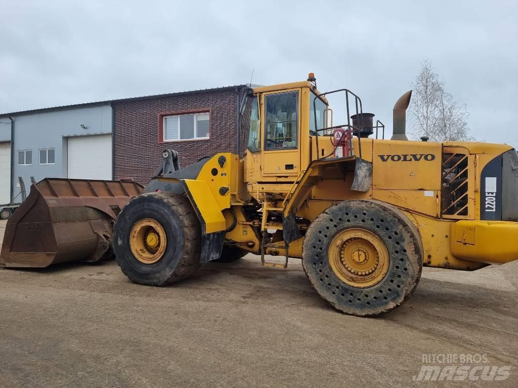 Volvo L 220 E Carregadeiras de rodas