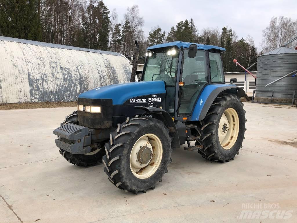 New Holland 8260 Tratores Agrícolas usados