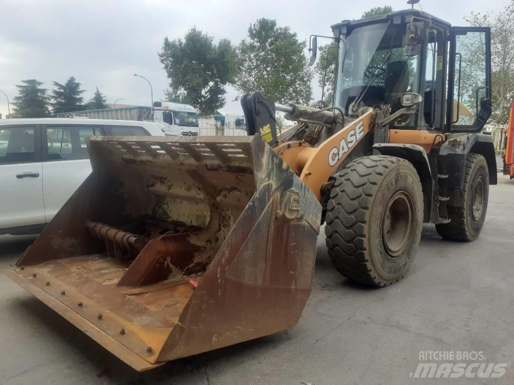 CASE 621 g Carregadeiras de rodas