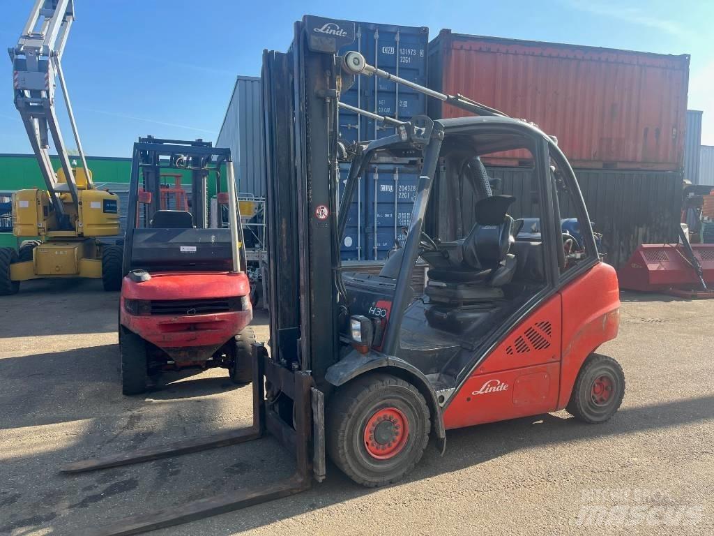 Linde H30T-03 Empilhadores a gás