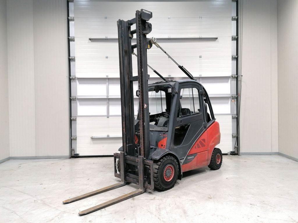 Linde H30T-02 Empilhadores a gás