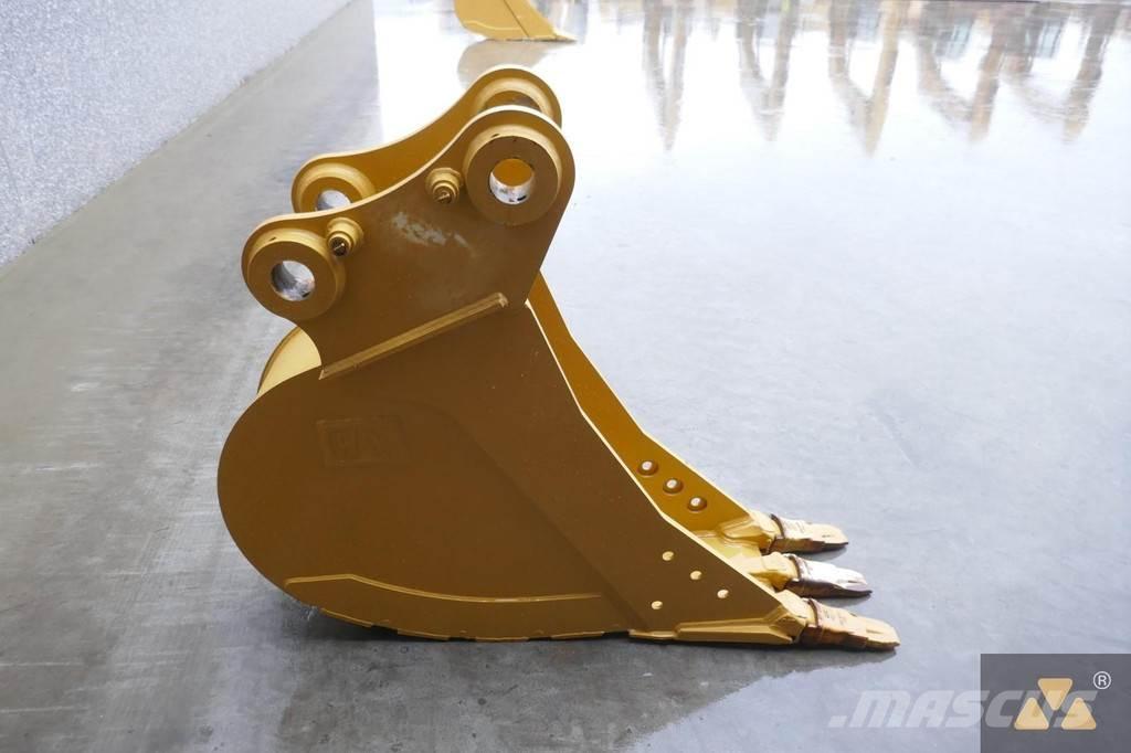 CAT 320 Bucket Baldes