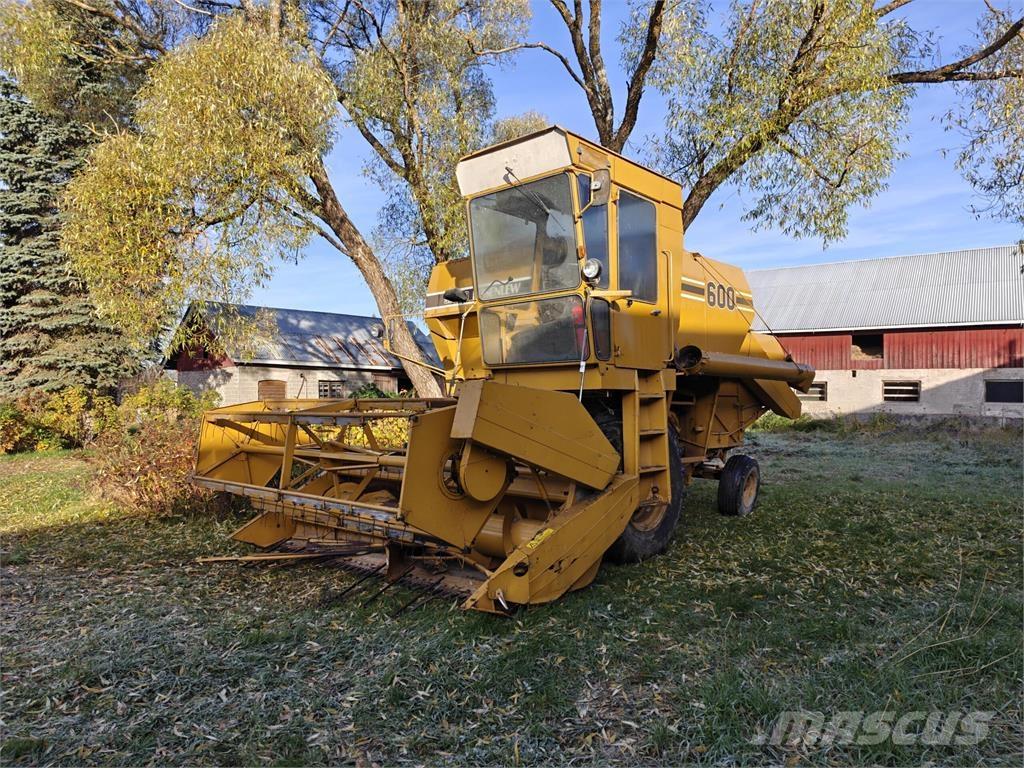 Sampo-Rosenlew 600 Ceifeiras debulhadoras