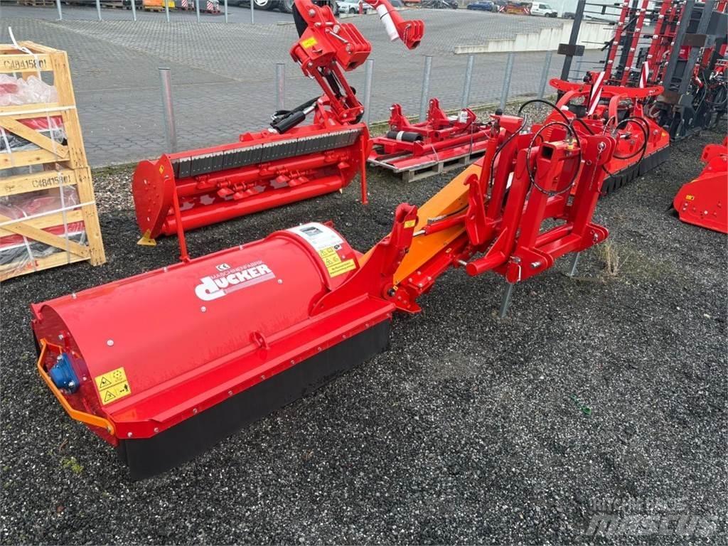Dücker USM 15 VR4 Arejadores e escarificadores relvados