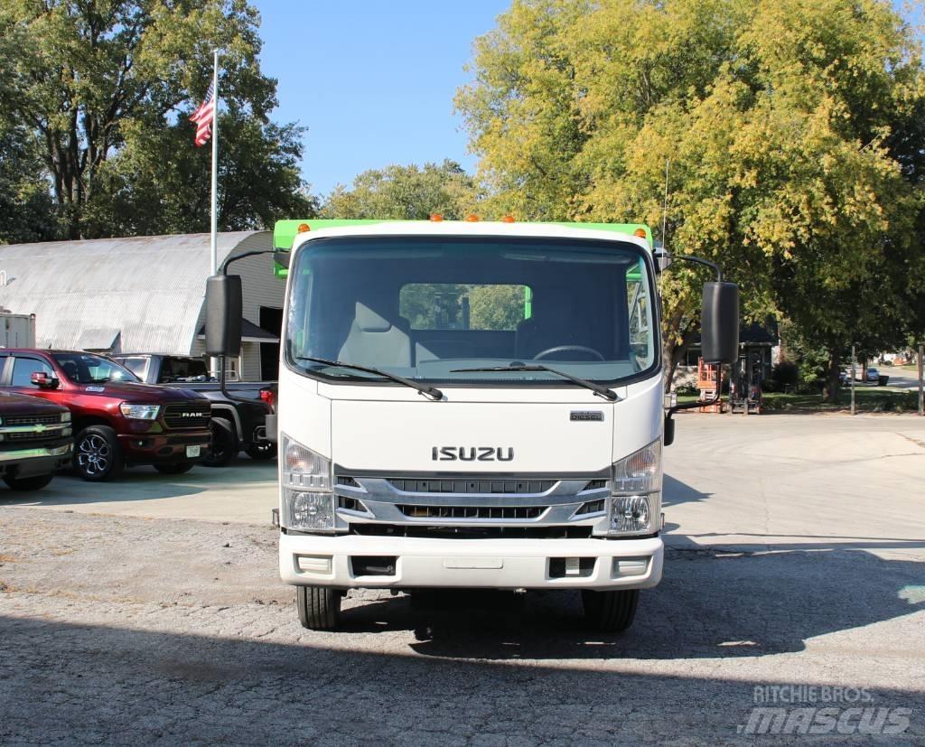 Isuzu NRR Camiões de chassis e cabine