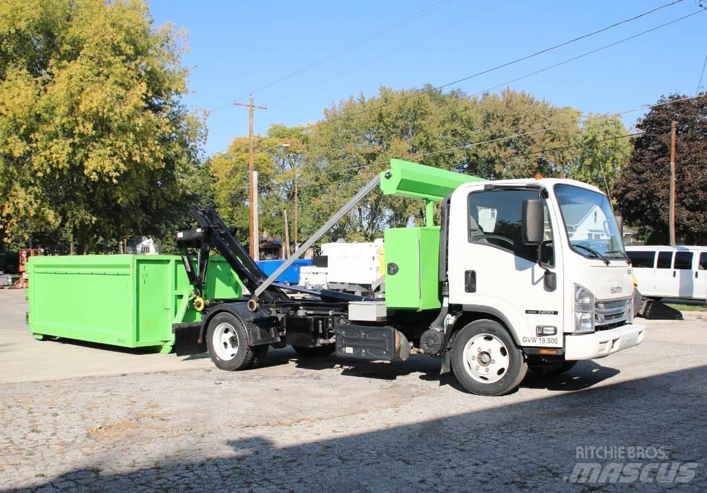 Isuzu NRR Camiões de chassis e cabine