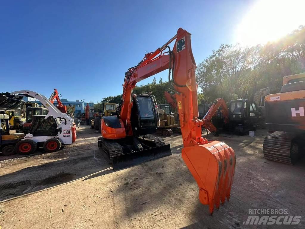Hitachi ZX 75 Escavadoras Midi 7t - 12t