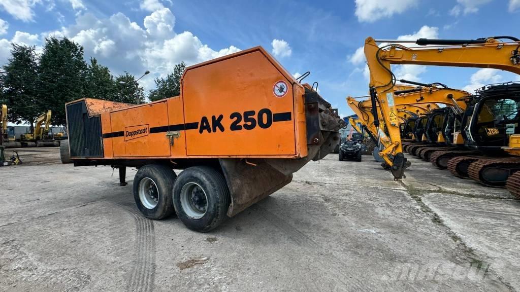 Doppstadt AK 250 Trituradoras de lixo