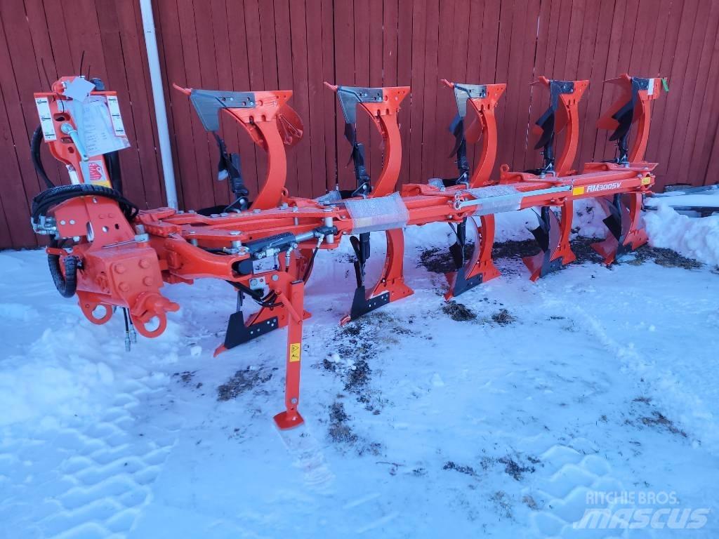 Kubota RM 3005V Charruas reversíveis
