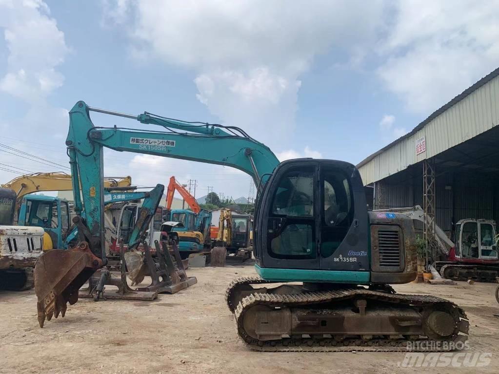 Kobelco SK 135 Escavadeiras de esteiras