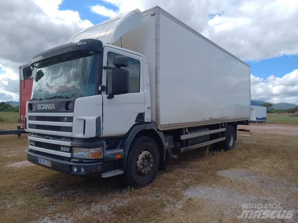 Scania P260 Caminhões de caixa fechada