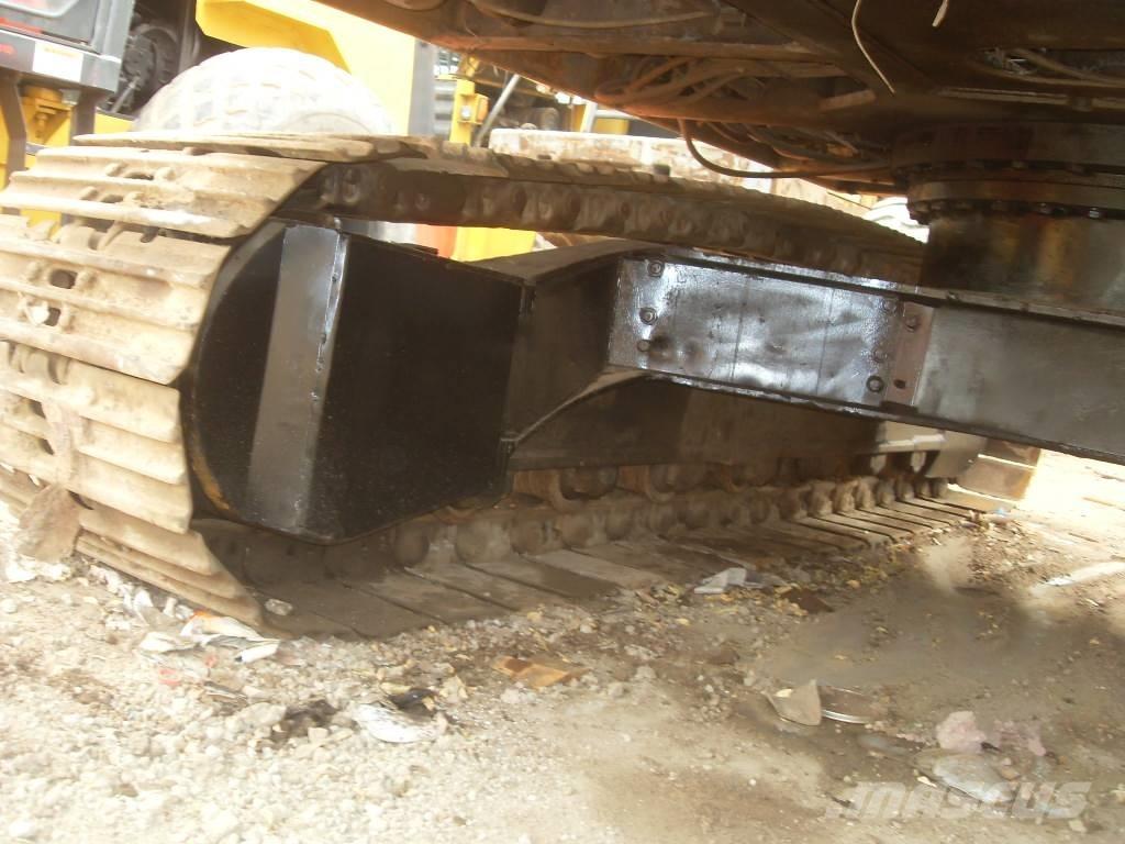 Hitachi EX 200-1 Escavadeiras de esteiras