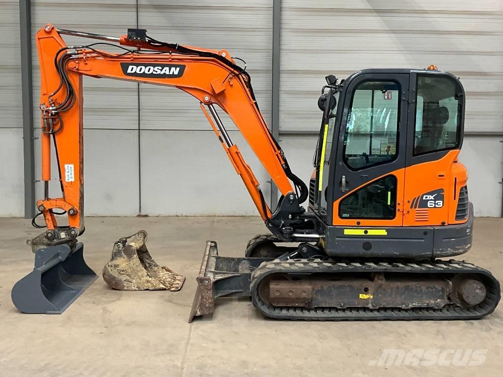 Doosan DX 63-3 Miniescavadeiras