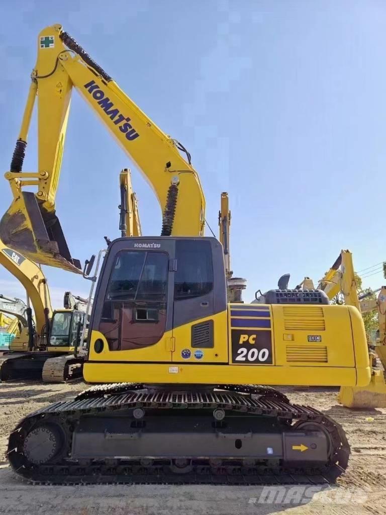 Komatsu PC 200-8 Escavadeiras de esteiras