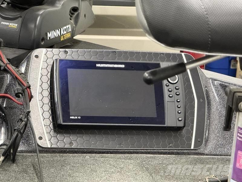  Skeeter WX2200 Batelőes / barcaças