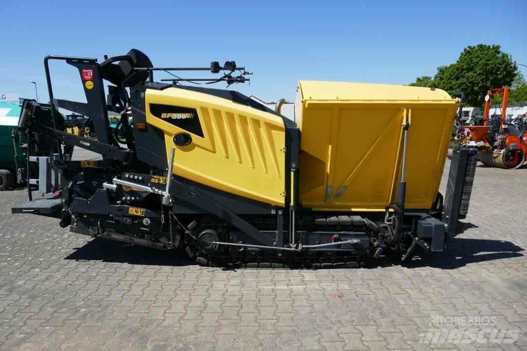 Bomag BF 200 C-2 Máquinas de asfaltar pequenas