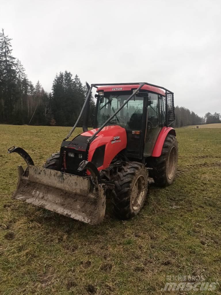 Zetor Proxima 8441 Tratores Agrícolas usados