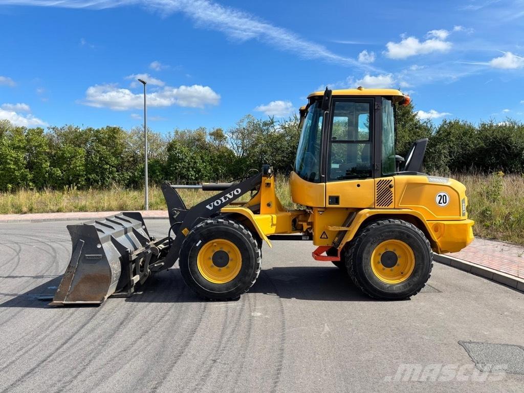 Volvo L 30 G Carregadeiras de rodas
