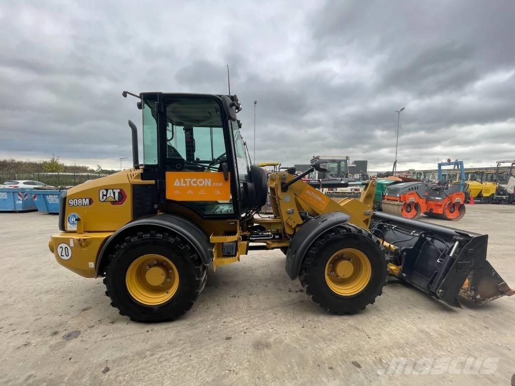 CAT 908M Carregadeiras de rodas