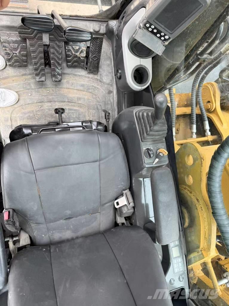 CAT 330 D L Escavadeiras de esteiras