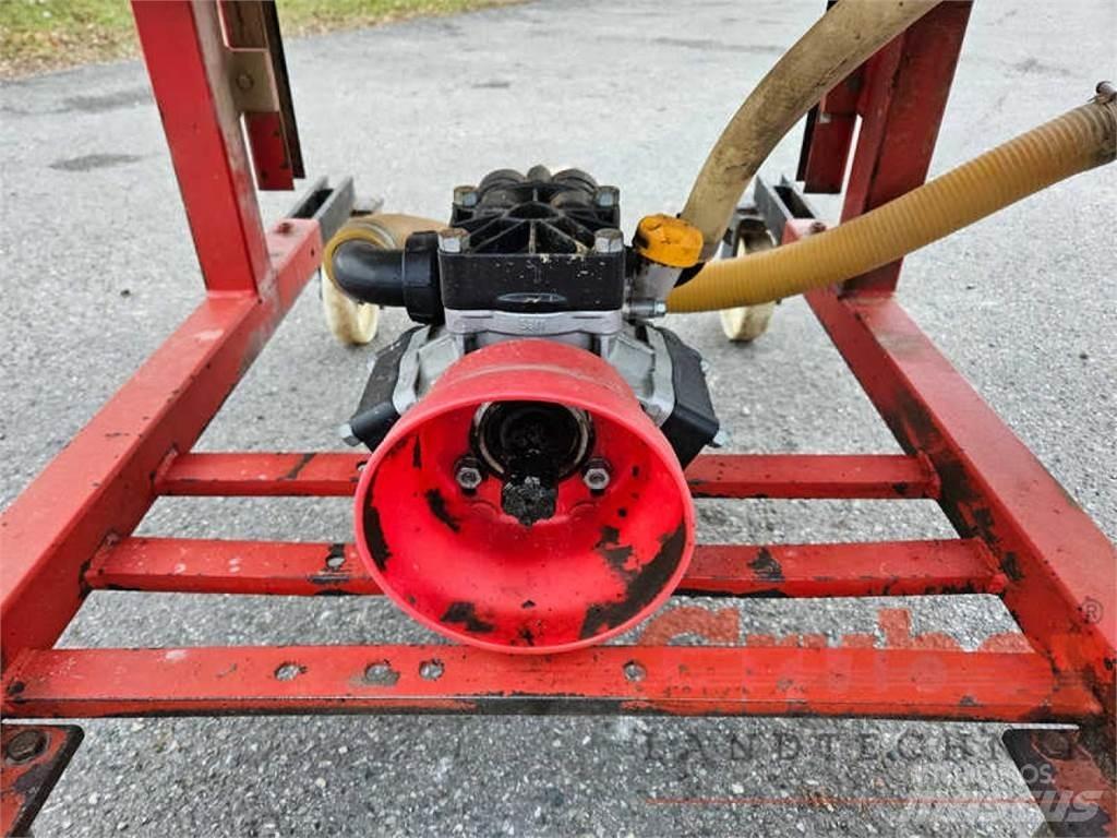 Schmotzer 800 l Pulverizadores rebocados