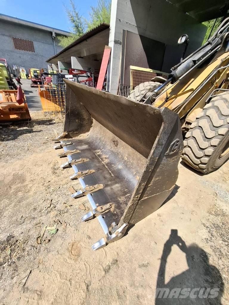 CAT 930 G Carregadeiras de rodas