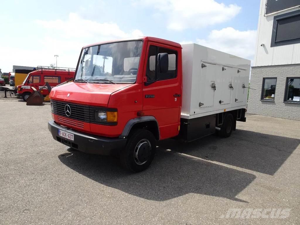 Mercedes-Benz 709D Caminhões caixa temperatura controlada