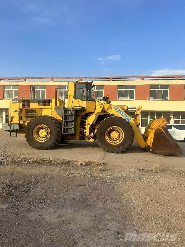 Komatsu WA 600-6 Carregadeiras de rodas