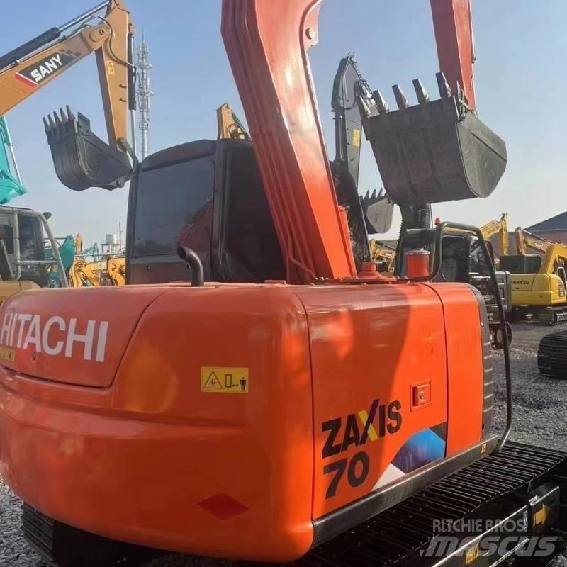 Hitachi ZX 70 Miniescavadeiras