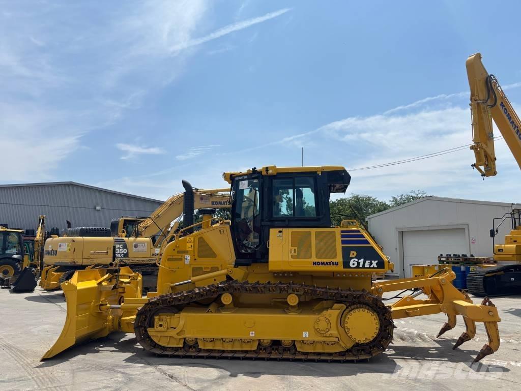 Komatsu D61EX-24E0 Dozers - Tratores rastos