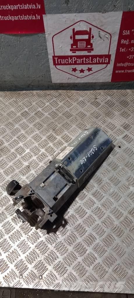 Scania 94 D.   1427567 Cabines e interior
