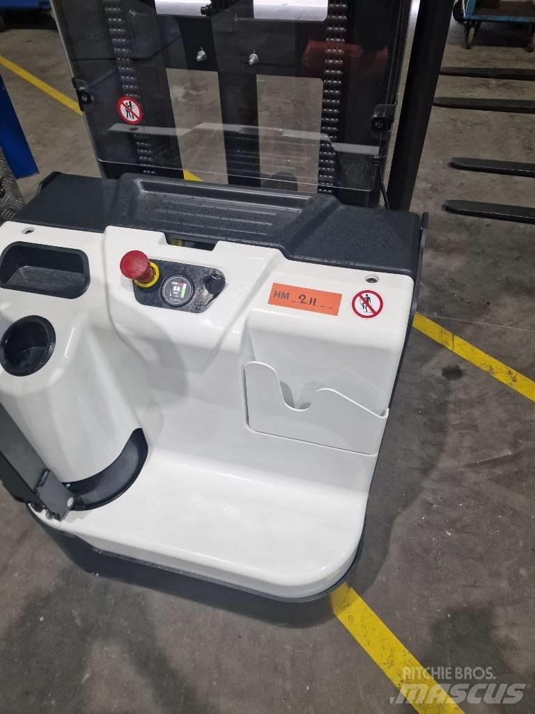 Bobcat BSL 16 N-7 Empilhador para operador externo
