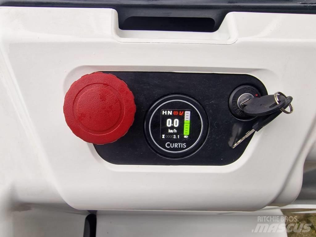 Bobcat BSL 16 N-7 Empilhador para operador externo