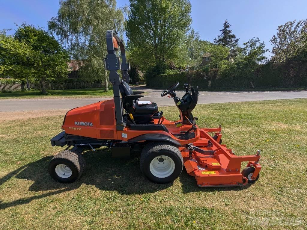 Kubota F 3890 Corta-Relvas Riders