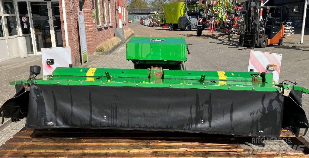 John Deere CC 228 A Gadanheiras
